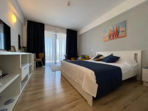 ROCA Seaview Apartments