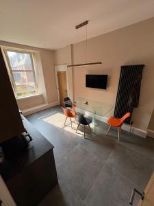 Spacious 2 Bed Edinburgh - Perfect Location