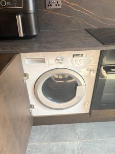 Spacious 2 Bed Edinburgh - Perfect Location