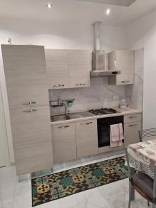 Appartamento al piano terra con ingresso indipendente, vicinissimo al mare