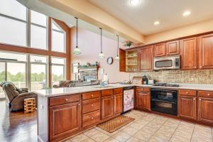 The Gathering Place Rushville Home with Hot Tub