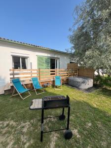 Maisons de vacances Appartement avec jardin et SPA proche centre-ville et plage : Maison de Vacances