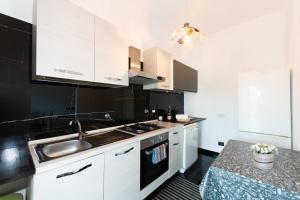 Savona Sea House Apartment with parking