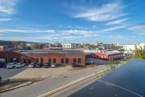 NOOGA ABNB DT. 1 King & 1 Queen bds.