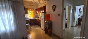 Casa 5 personas. Calle principal Cañuelas