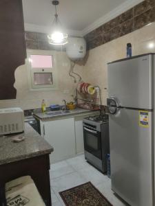 قرية ديمورا