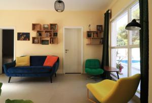 House Leta Cozy Hideaway with Pool