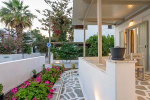 Lavender Minimal Studios