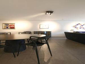 Apartment in a villa with garden
