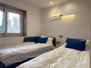 Hello, John - Remodeling, 1 minute walk from DMC Station, Good access to Hongdae, Han River