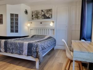 Gîte Typique des Flandres, 9 Couchages, Grand Jardin, Cheminée, Activités Proches - FR-1-510-16