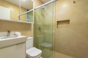 Cozy Copacabana Apartment walking by Beach and Subway