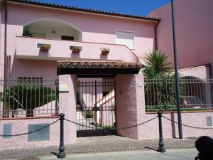 B&B LAurora