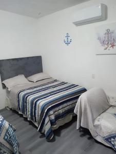 Barato seguro y cómodo, Anclas