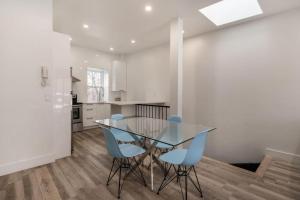1895 - 2 bedrooms