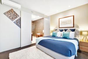 Unit 6 Centenary Park Townhouse