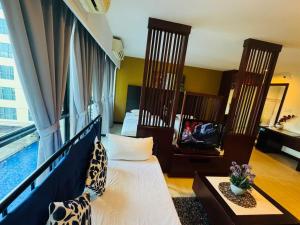 Ming Garden, LoveLace Suite