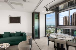 New Queens Wharf Level 58 Amazing View