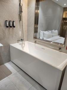 Asherah Villa d aqua Hotel