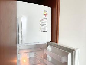 Hongdae Stn 1min Simple Style