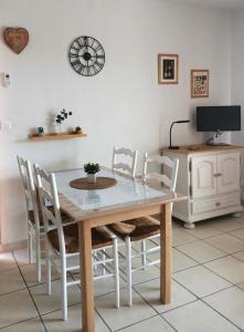 Appartements Appartement T2 avec piscine Vallee du Tarn : photos des chambres