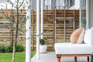 Sanctuary Spaces - Lomani Six