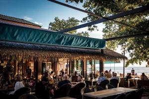 15 Palms Beach Resort