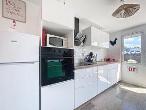 Maisons de vacances Maison coloree - 2 chambres - A 5 min de la mer : photos des chambres