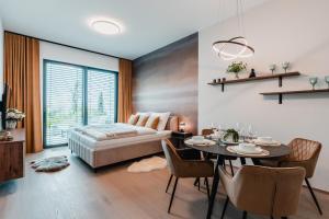 Luxusní zahradní rezidence - 3 min od centra, 2 ložnice, zahrada, 117 m2 - 4hvězdičkové hotely ve městě Brno