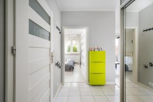 Bemowo Homely Apartment by BookingHost