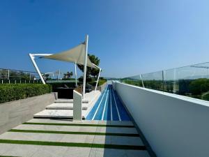 Laguna Skypark cosy apartment golf view