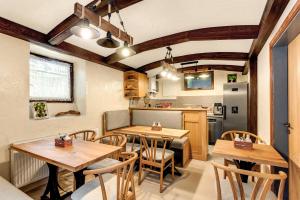 Guest House The Hive 