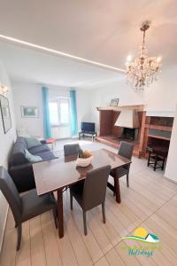 Maremma Holidays- Carducci Apartment