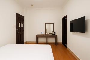 Rosa Hotel - Bùi Viện walking street