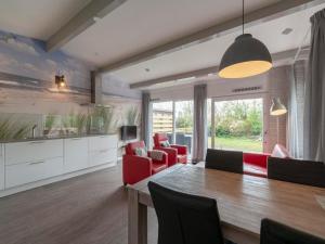 Holiday Home Callantsoog near Beach