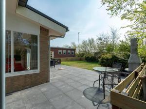 Holiday Home Callantsoog near Beach