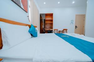 Khách sạn Đồng Trung