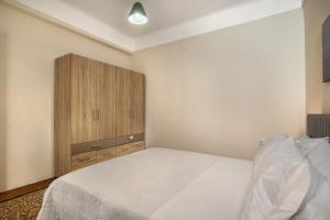 Grand Haven - New Renovated Spacious Apts in Prime Location