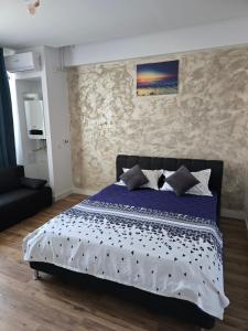 Onix blue mamaia nord