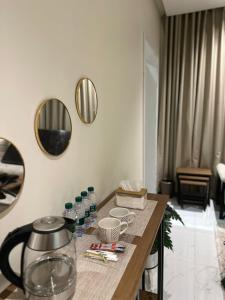 غرفة نوم وصالة بعزل صوتي