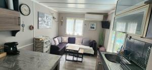 Maisons de vacances Tropica Nimes Chalet 2 chambres confort climatise : photos des chambres