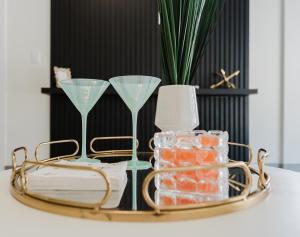 Modern 2BR, Family-Friendly in FLL, Near Beach!