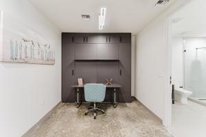 Modern 2BR, Family-Friendly in FLL, Near Beach!