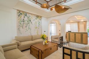 ELIVAAS Purple Coral Luxe 5-BHK Villa With Two Pvt Pools & Lift