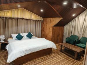 Deodar Homestay Dakbangla-kufri