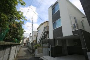 YT2198 Two minutes direct to Ikebukuro for ten people ree Wi-Fi