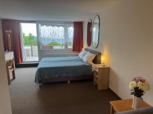 Hainz Panorama Deluxe Fernblick mit Sauna und Pool