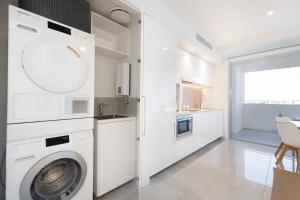 Bokarina Beachfront Apartment