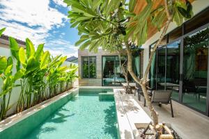3 bedroom garden pool holiday villa