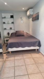 villa provençale avec piscine,proche mer